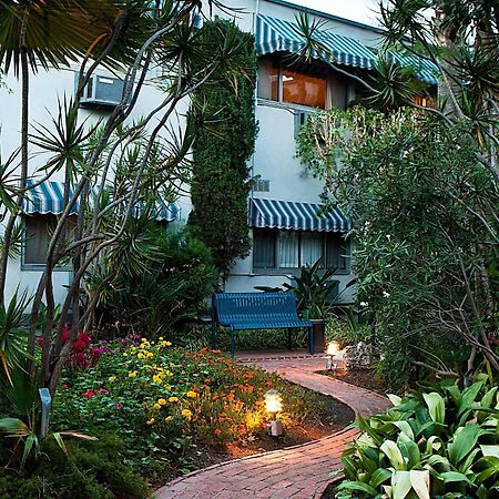 Travelodge Hotel At Lax 로스앤젤레스 외부 사진