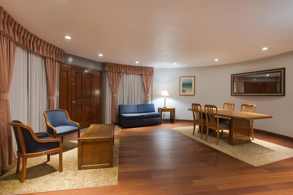 Travelodge Hotel At Lax 로스앤젤레스 외부 사진