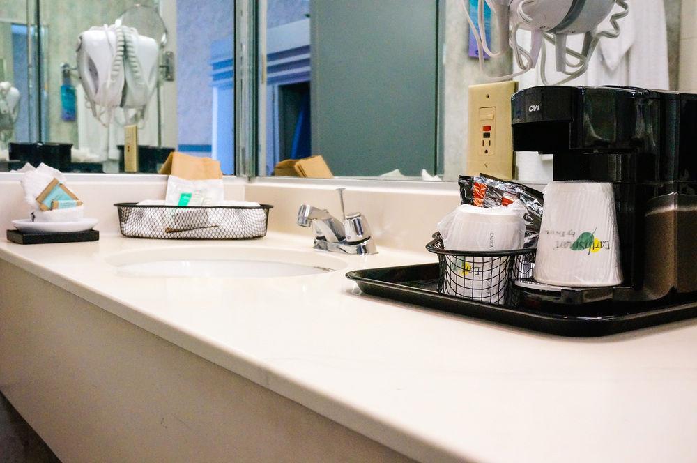 Travelodge Hotel At Lax 로스앤젤레스 외부 사진