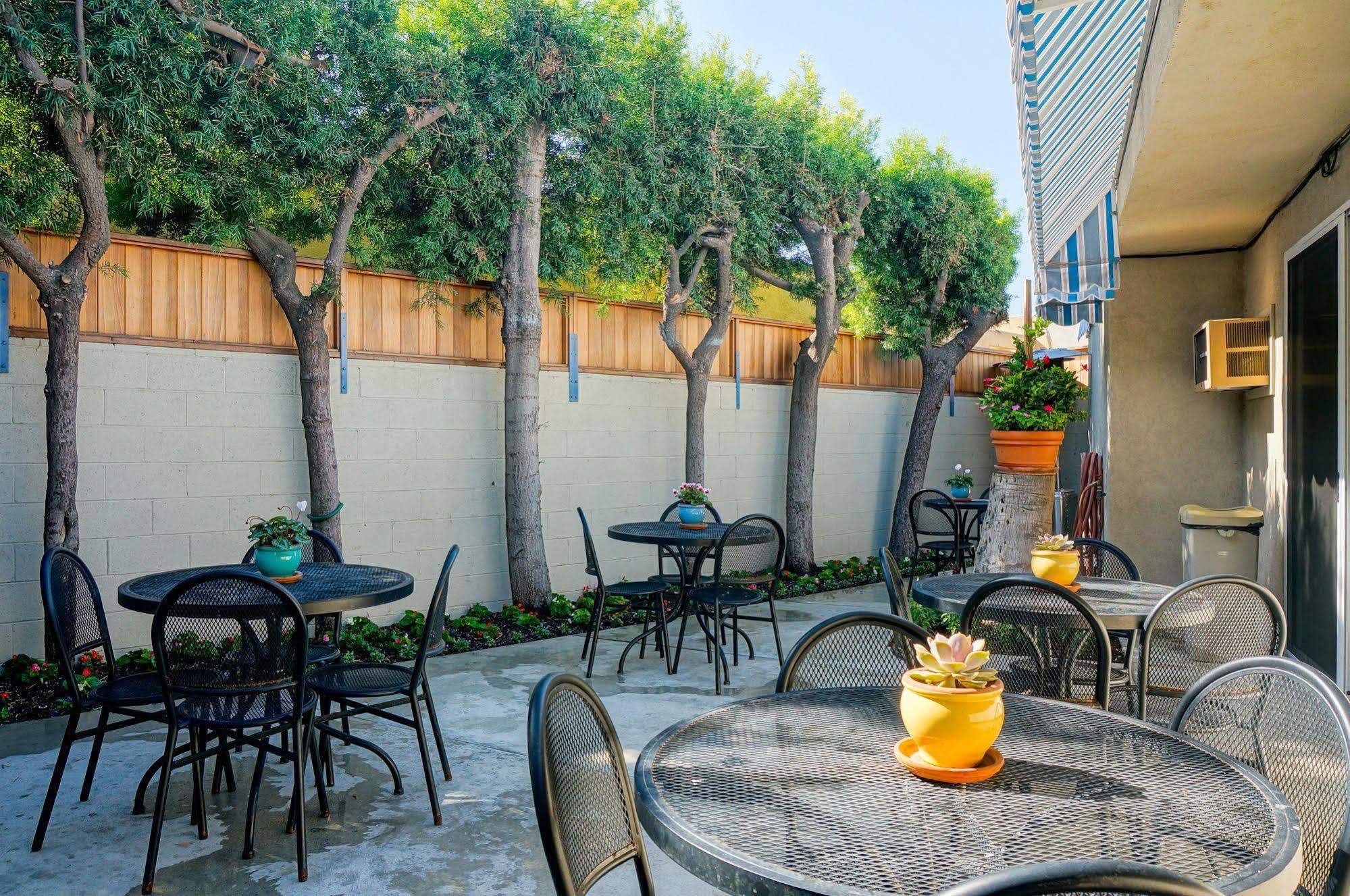 Travelodge Hotel At Lax 로스앤젤레스 외부 사진
